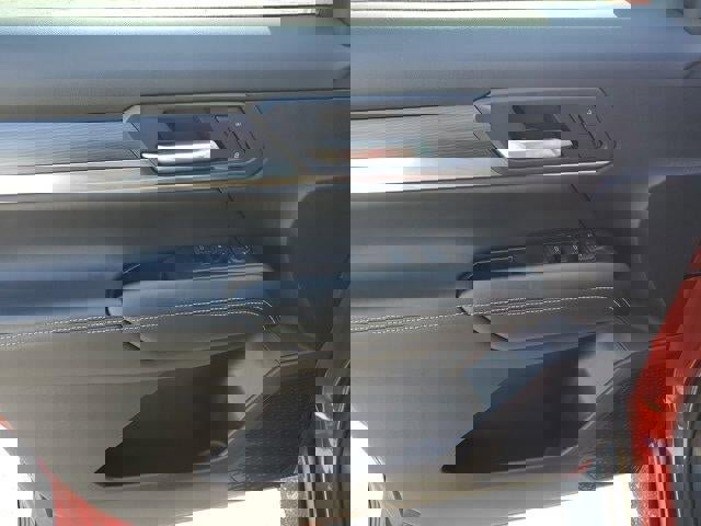 Used 2025 GMC Terrain Elevation image 18