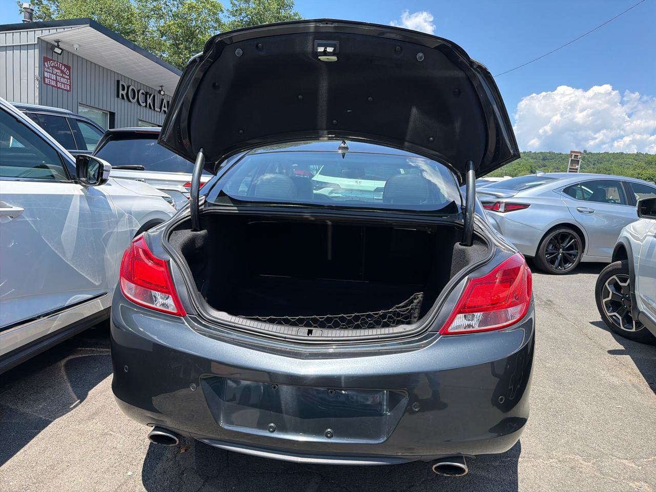 Used 2012 Buick Regal Premium FWD image 7