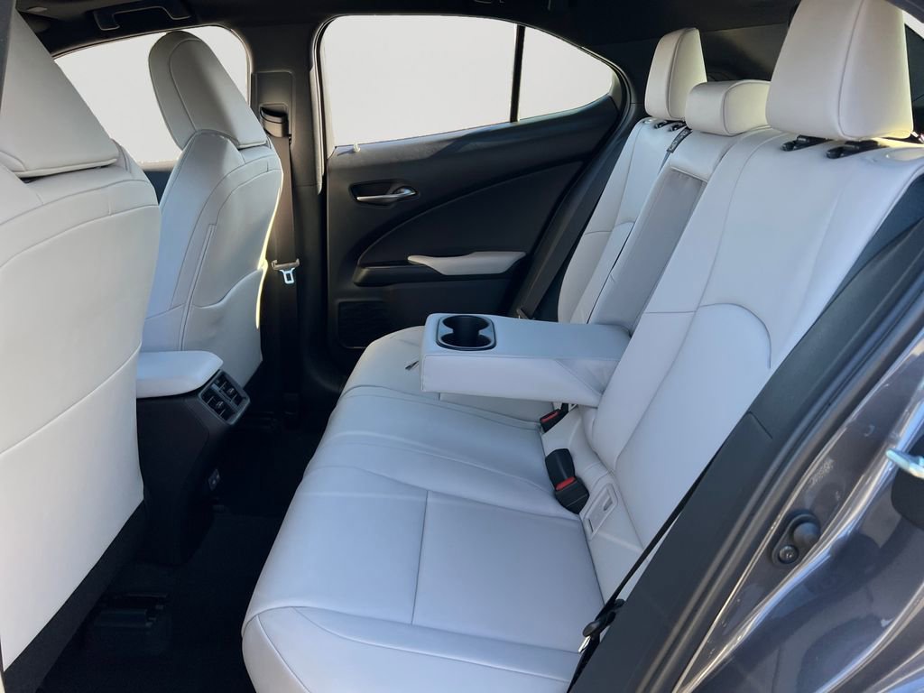 New 2025 Lexus UX 300h 300h F SPORT Design image 8