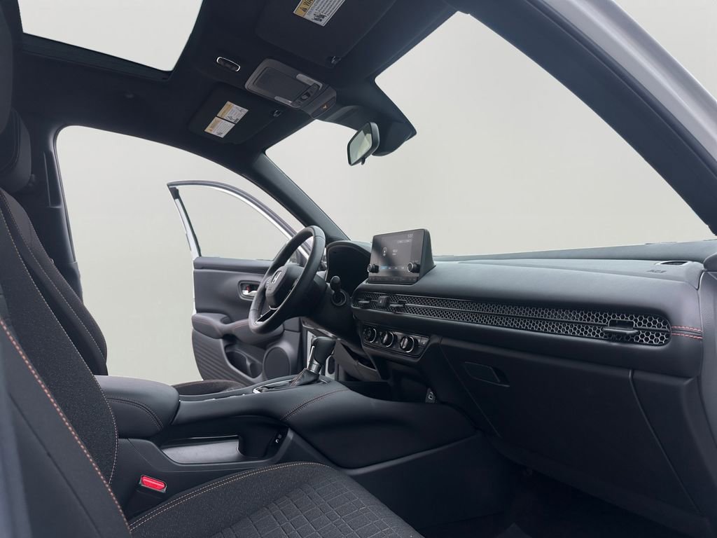 Certified 2024 Honda HR-V Sport image 11