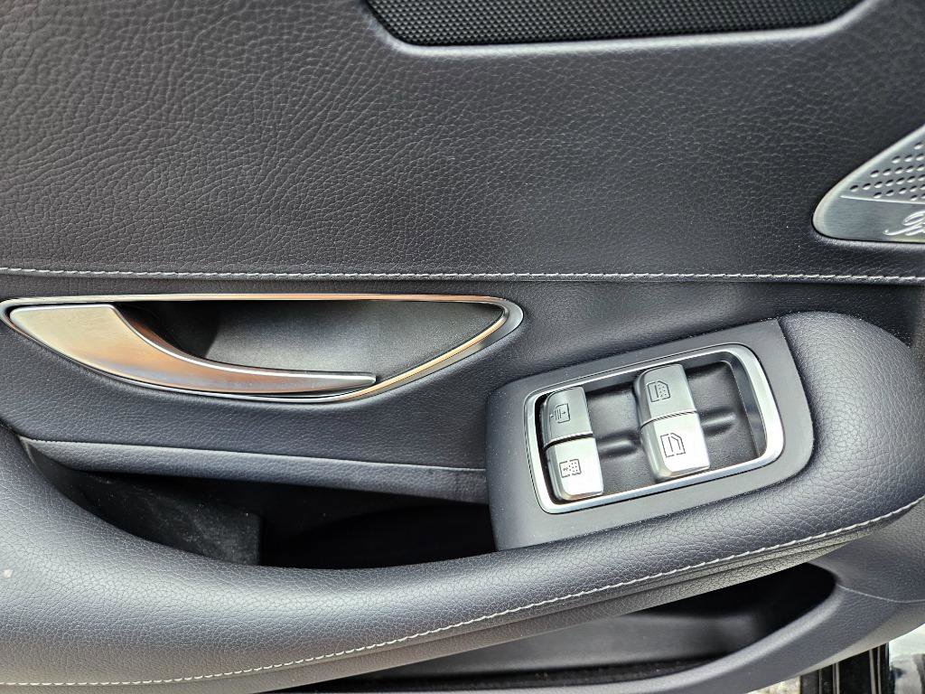 Used 2019 Mercedes-Benz S 450 Sedan image 29