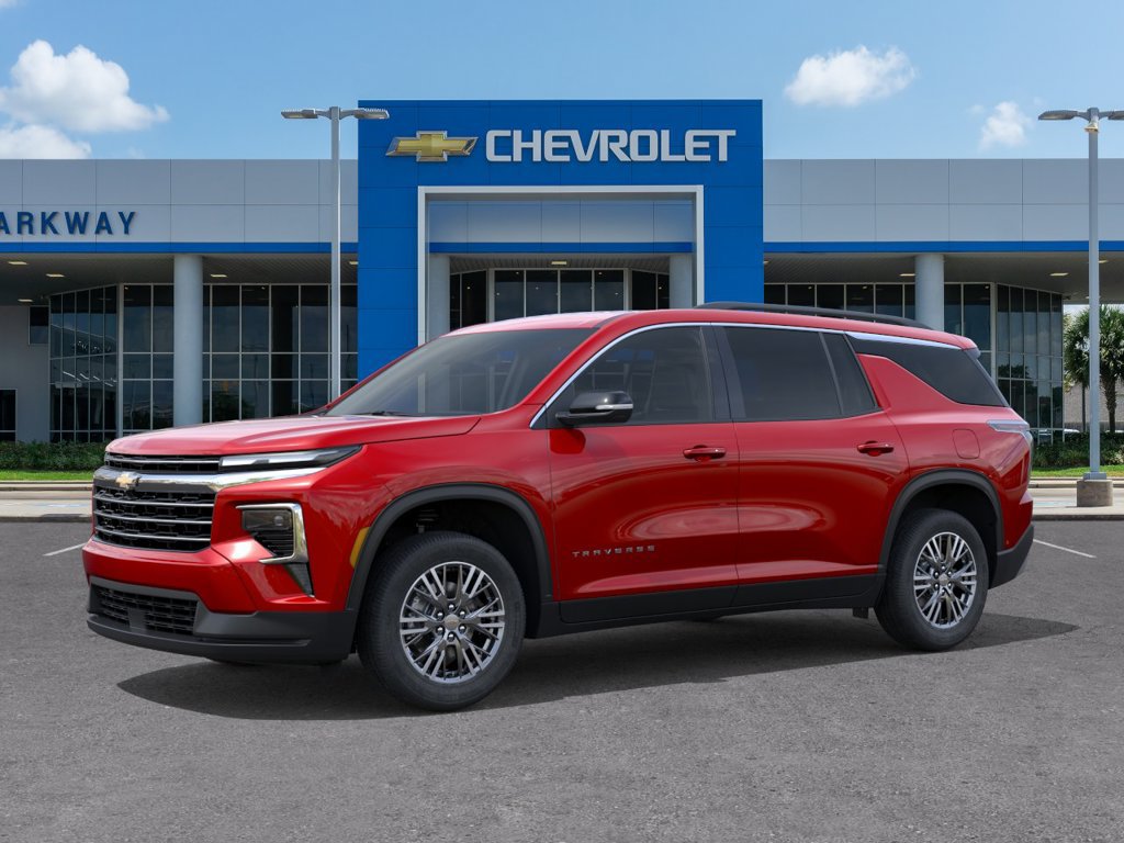 New 2027 Chevrolet Traverse LT w/ Driver Confidence Package FWD image 2