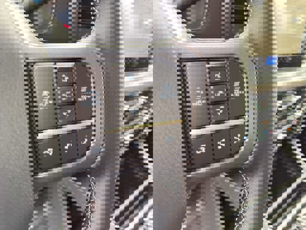 New 2026 Ford F350 Lariat w/ Tremor Off-Road Package image 21