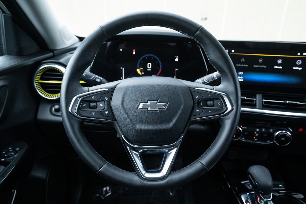 Used 2025 Chevrolet Trax ACTIV w/ Driver Confidence Package image 17