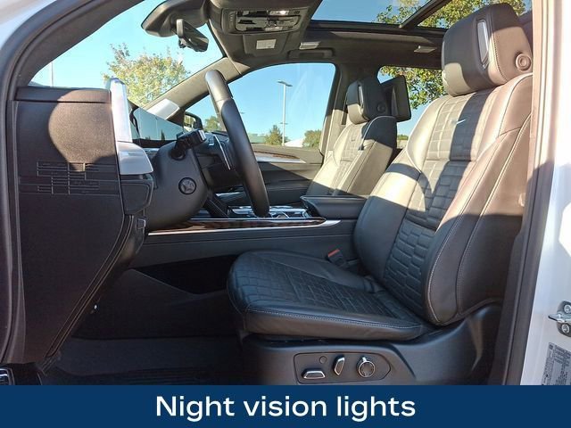 Used 2025 Cadillac Escalade Sport Platinum w/ LPO, Floor Liner Package image 25