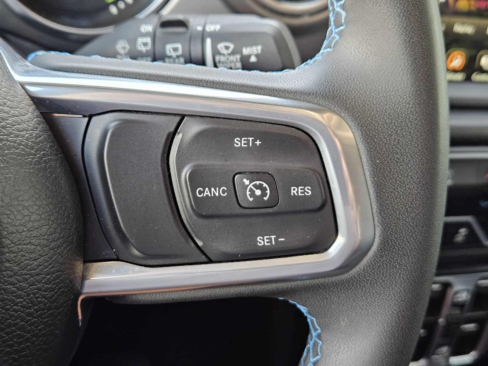 Used 2023 Jeep Wrangler Unlimited Rubicon 4xe AWD/4WD image 28