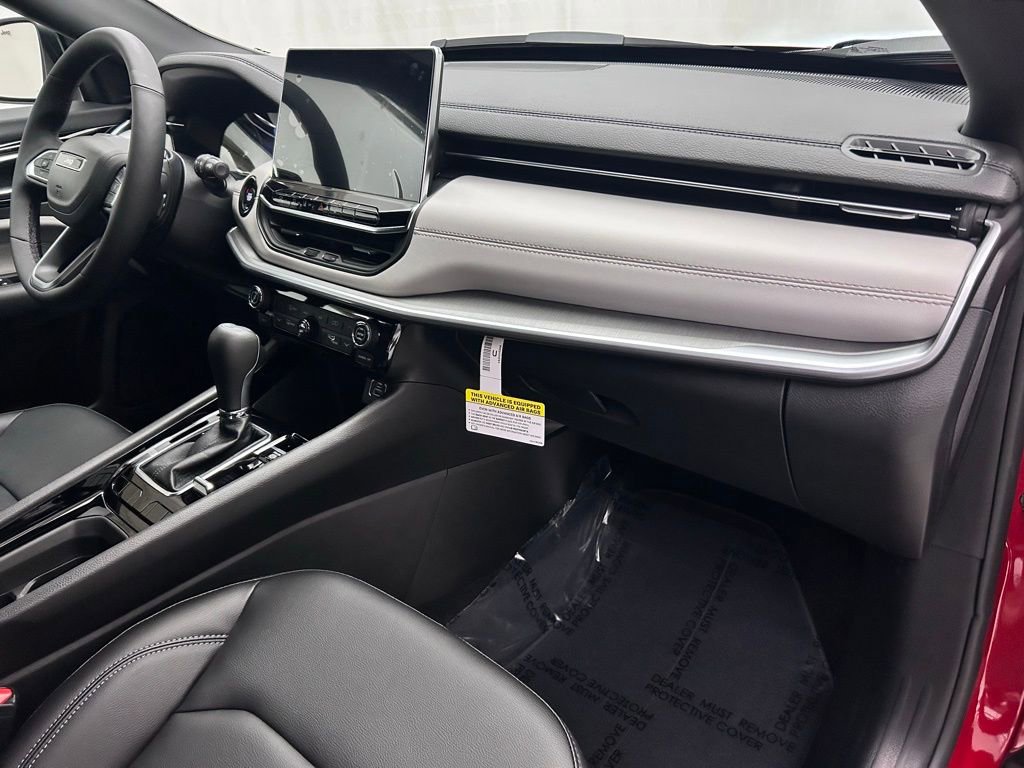 New 2026 Jeep Compass Limited image 17