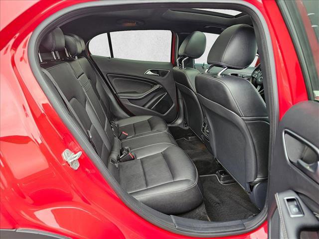 Used 2016 Mercedes-Benz GLA 250 image 11