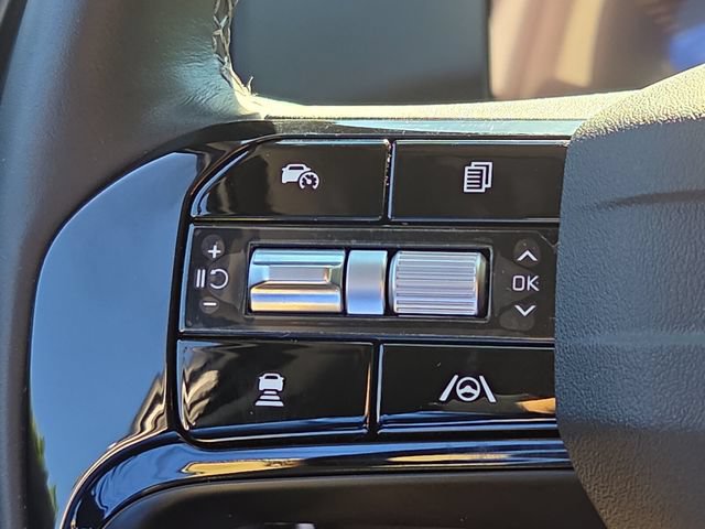 Certified 2026 Kia Sorento LX FWD image 23