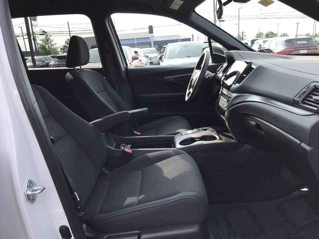 Used 2021 Honda Passport Sport image 17