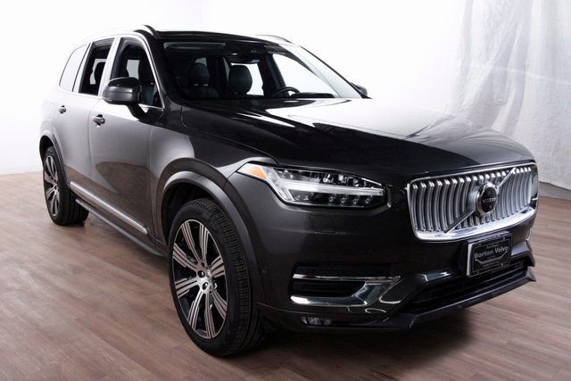 Certified 2023 Volvo XC90 B6 Ultimate w/ Protection Package Premier image 3