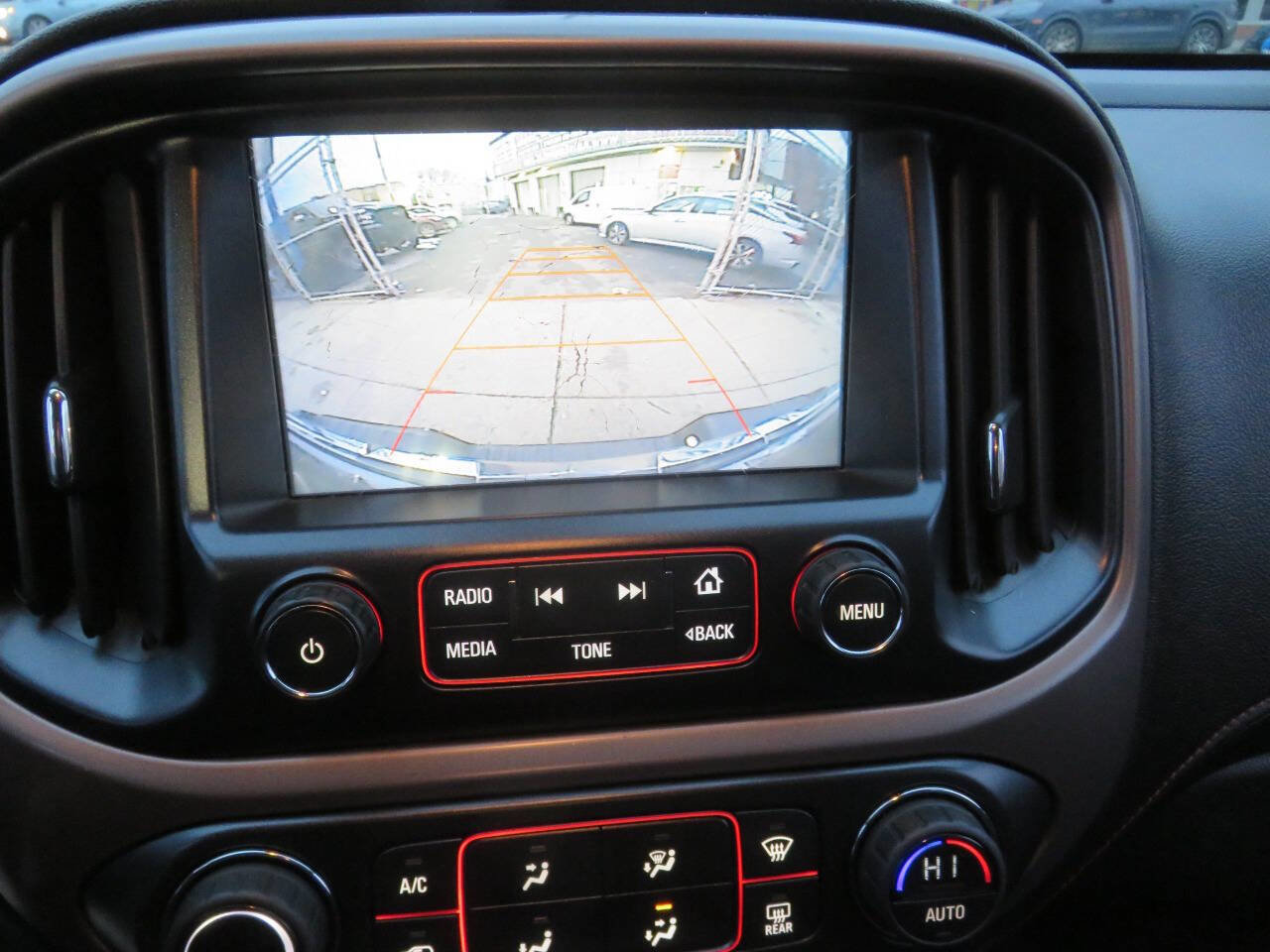 Used 2016 GMC Canyon SLE w/ All Terrain Package AWD/4WD image 20