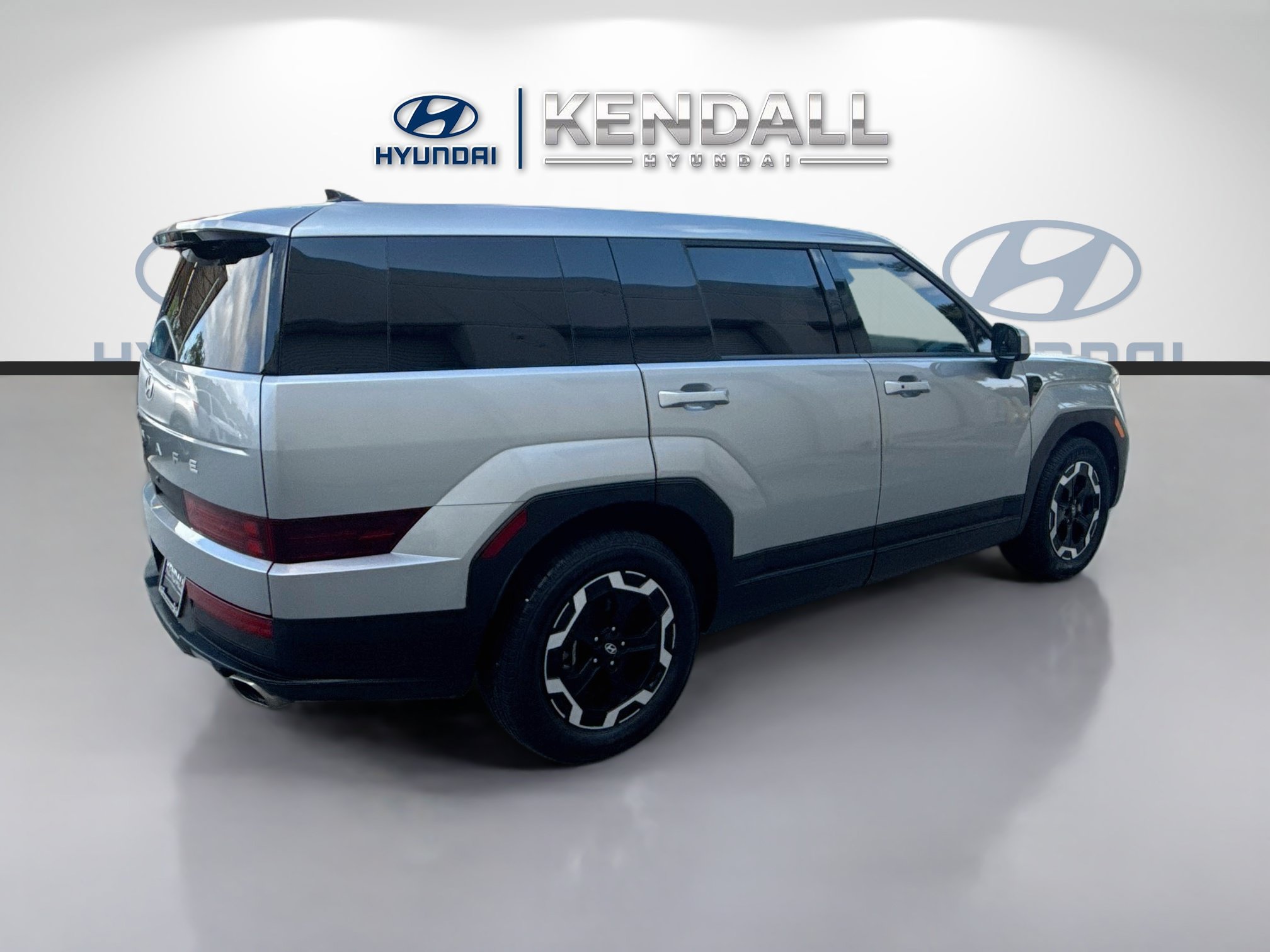 Used 2024 Hyundai Santa Fe SE FWD image 6