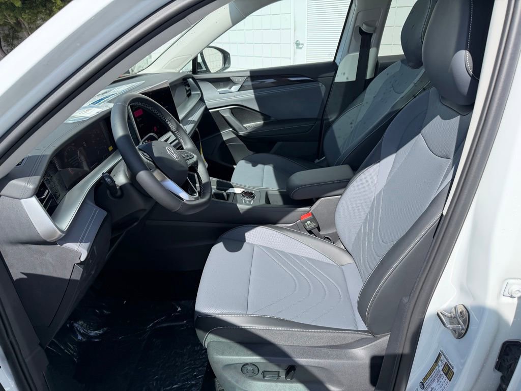 New 2026 Volkswagen Tiguan SE AWD/4WD image 14
