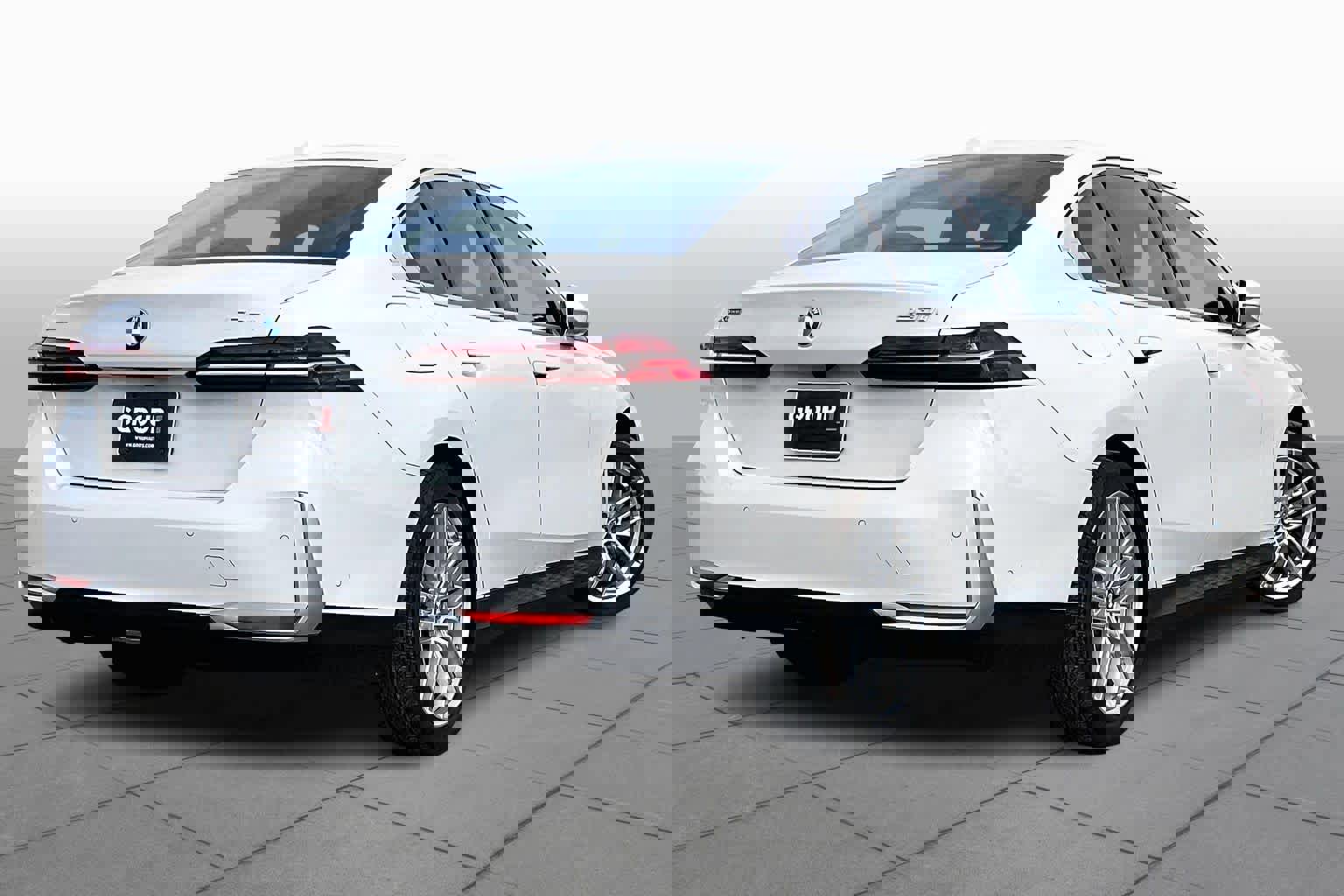 Used 2025 BMW 530i xDrive image 13