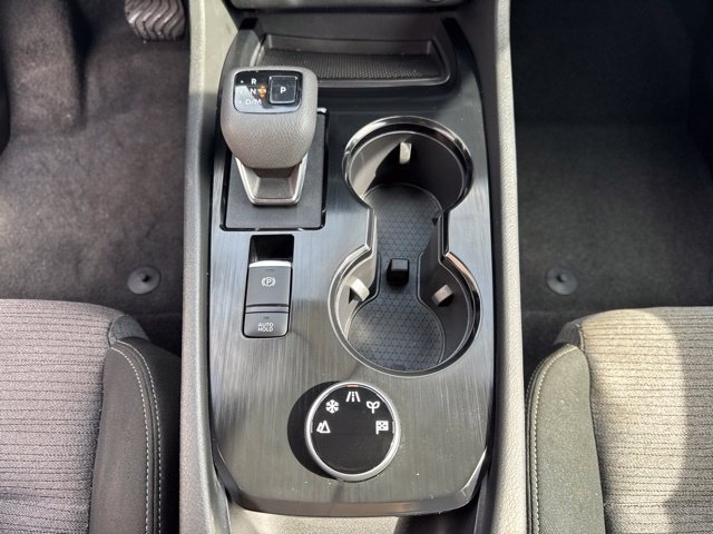 Used 2023 Nissan Rogue SV AWD/4WD image 18