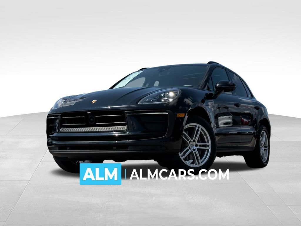 Used 2025 Porsche Macan w/ Premium Package Plus AWD/4WD image 1