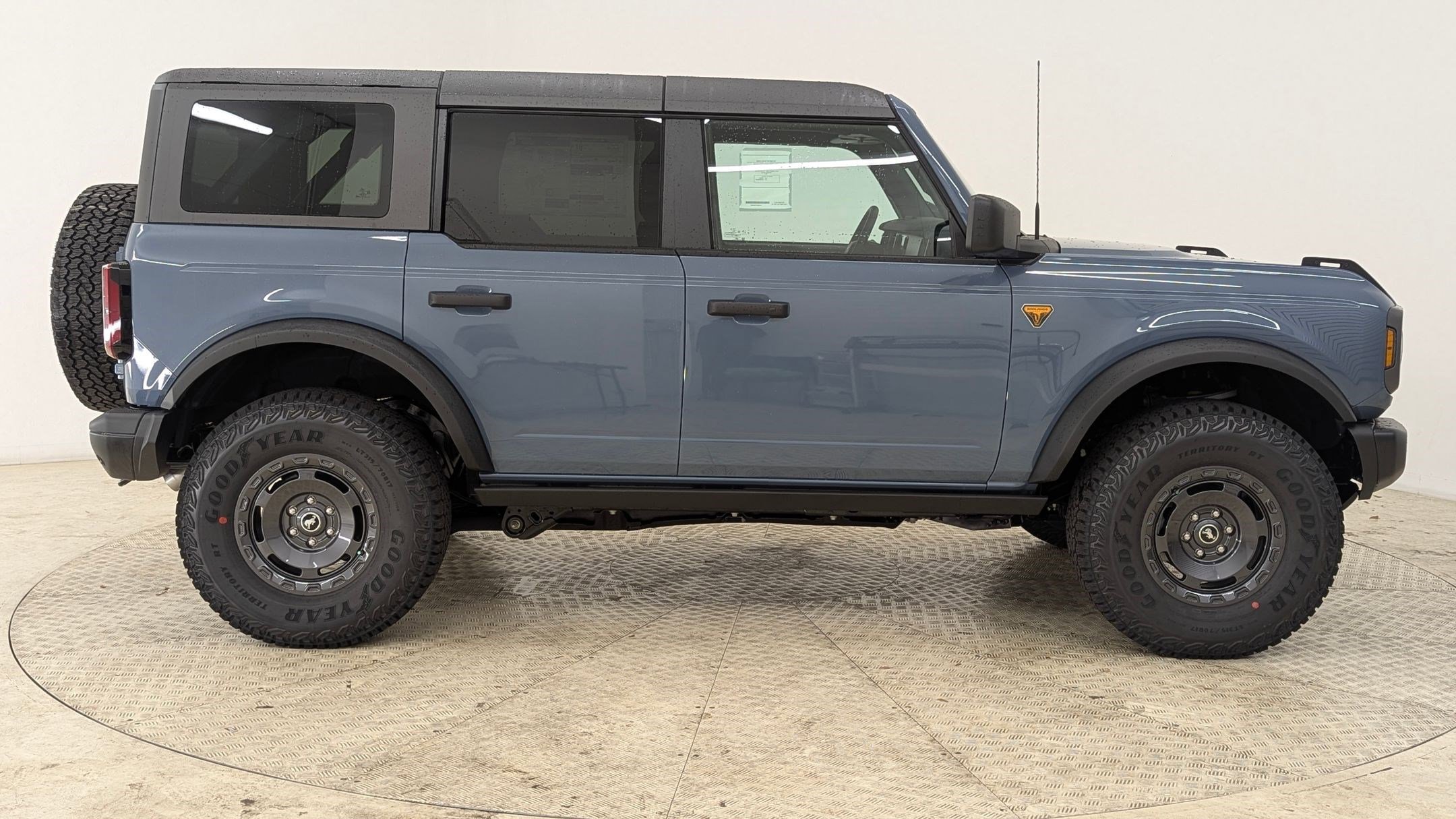 New 2025 Ford Bronco Badlands w/ Sasquatch Package image 7