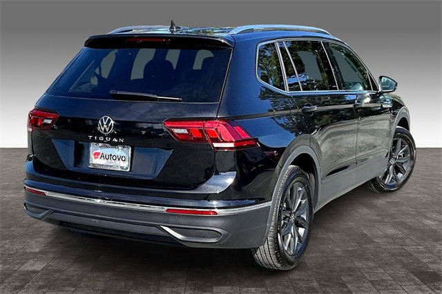 Used 2024 Volkswagen Tiguan Wolfsburg Edition image 6
