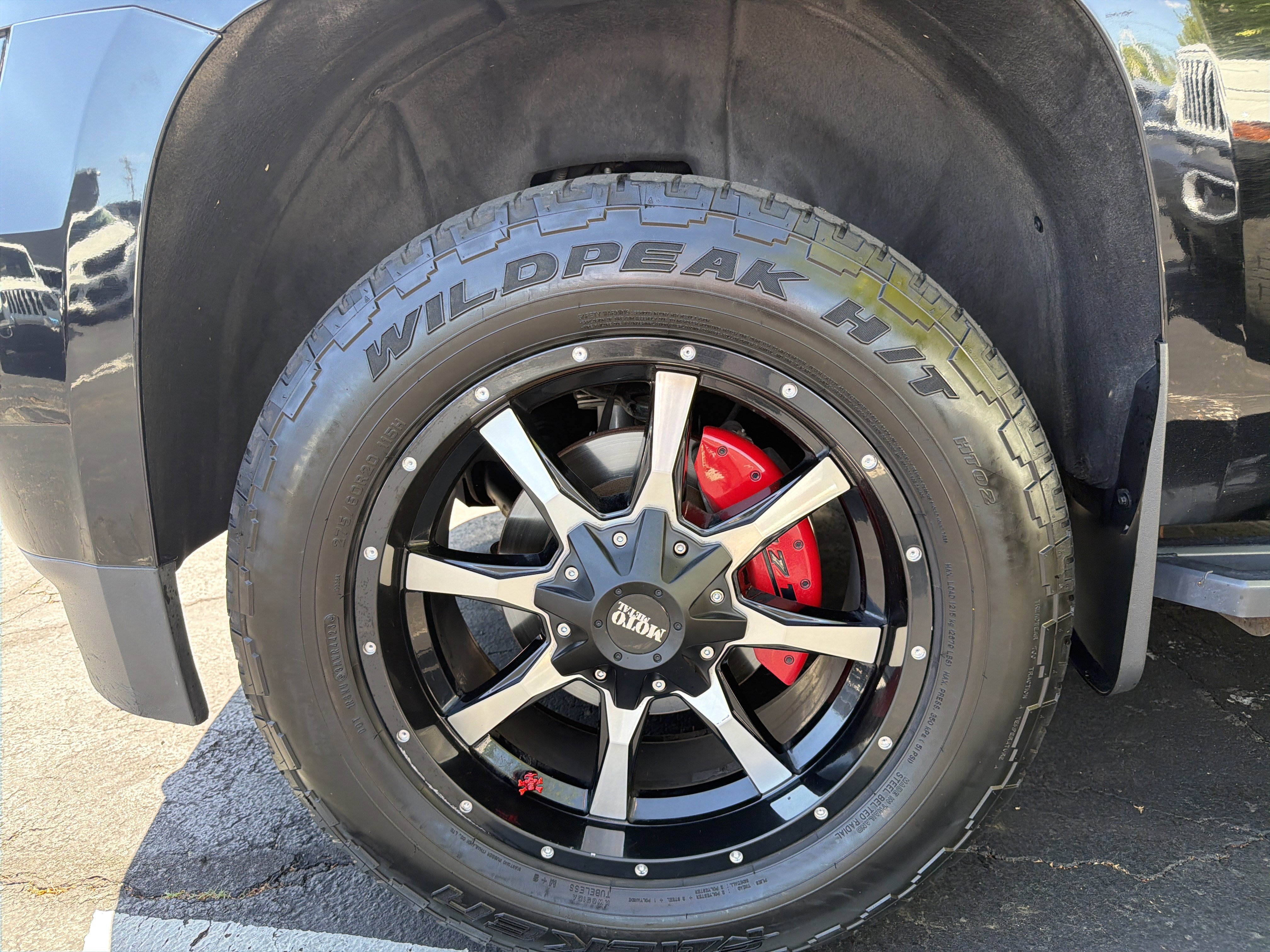 Used 2017 Chevrolet Tahoe LT AWD/4WD image 31