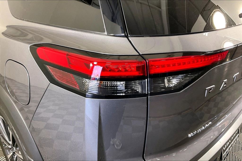 New 2026 Nissan Pathfinder Platinum w/ Cargo Package image 38