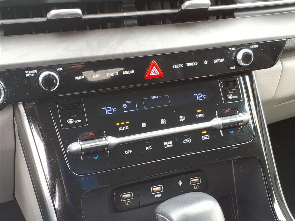 Certified 2022 Kia Carnival SX image 16