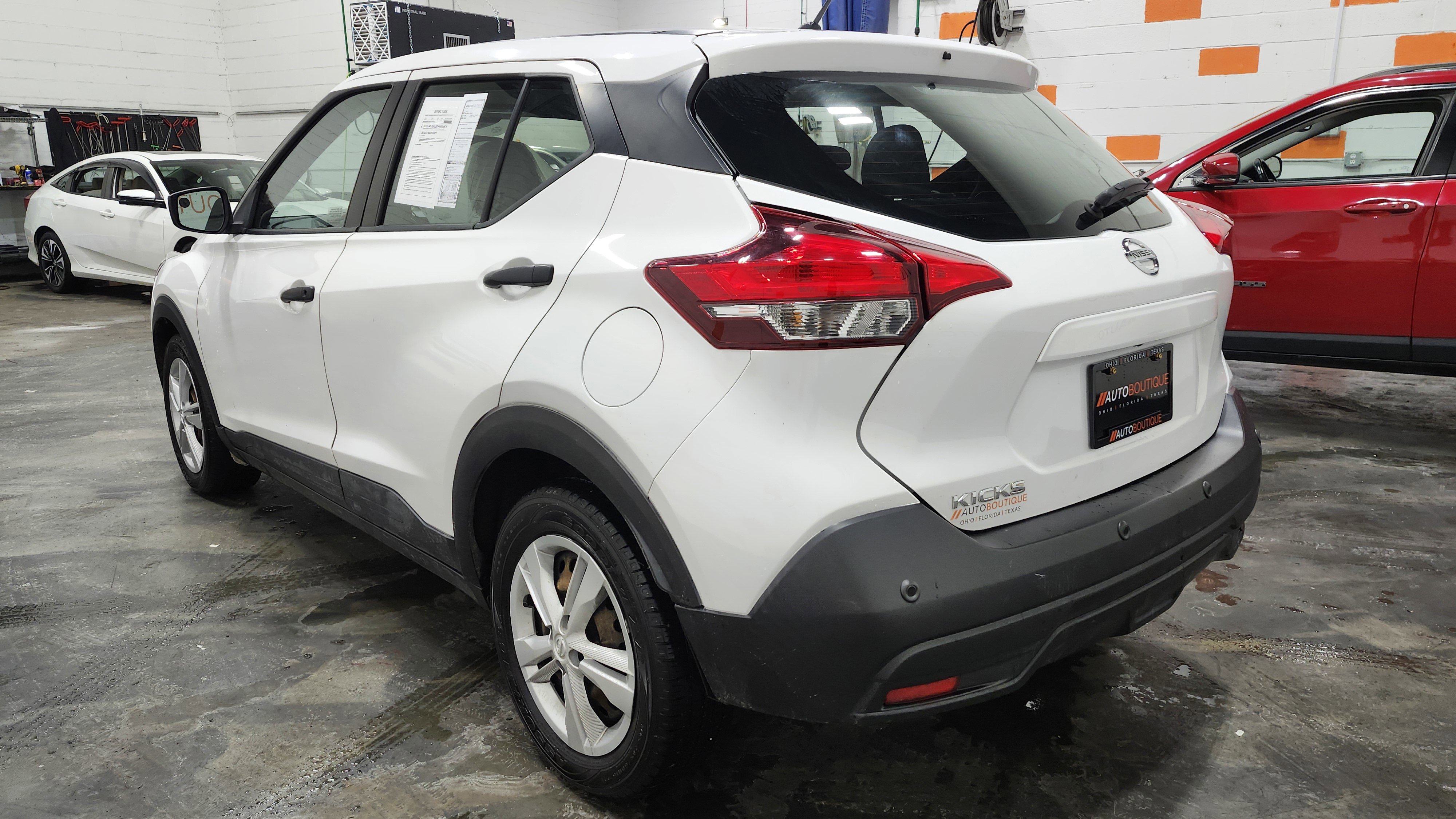 Used 2020 Nissan Kicks S image 14