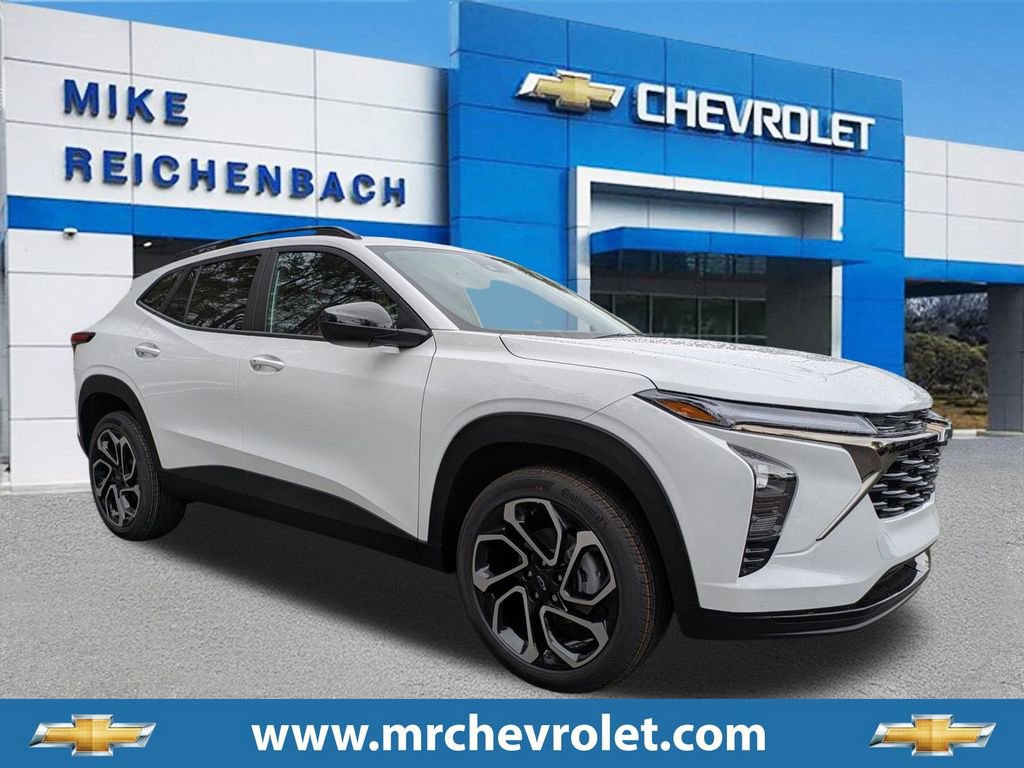 New 2026 Chevrolet Trax RS w/ Sunroof Package