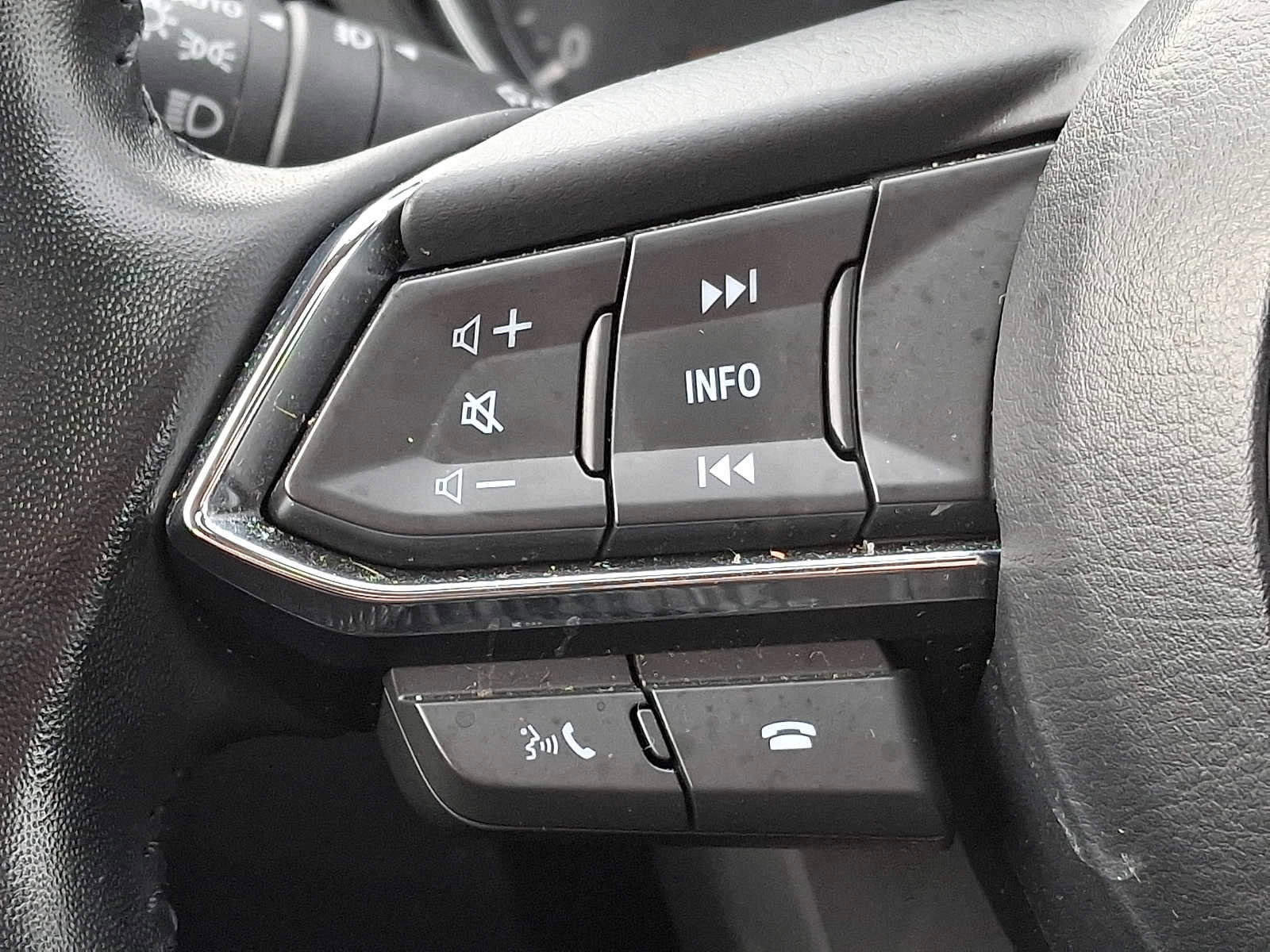 Used 2023 MAZDA CX-9 Touring Plus image 16