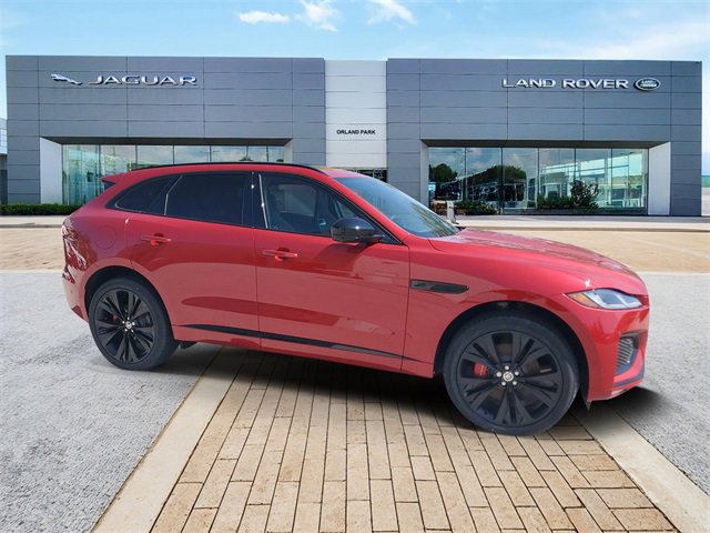New 2026 Jaguar F-PACE R-Dynamic S image 3