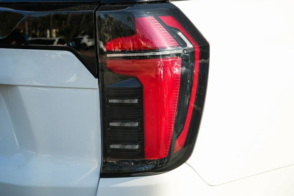 New 2026 Chevrolet Tahoe LS AWD/4WD image 7