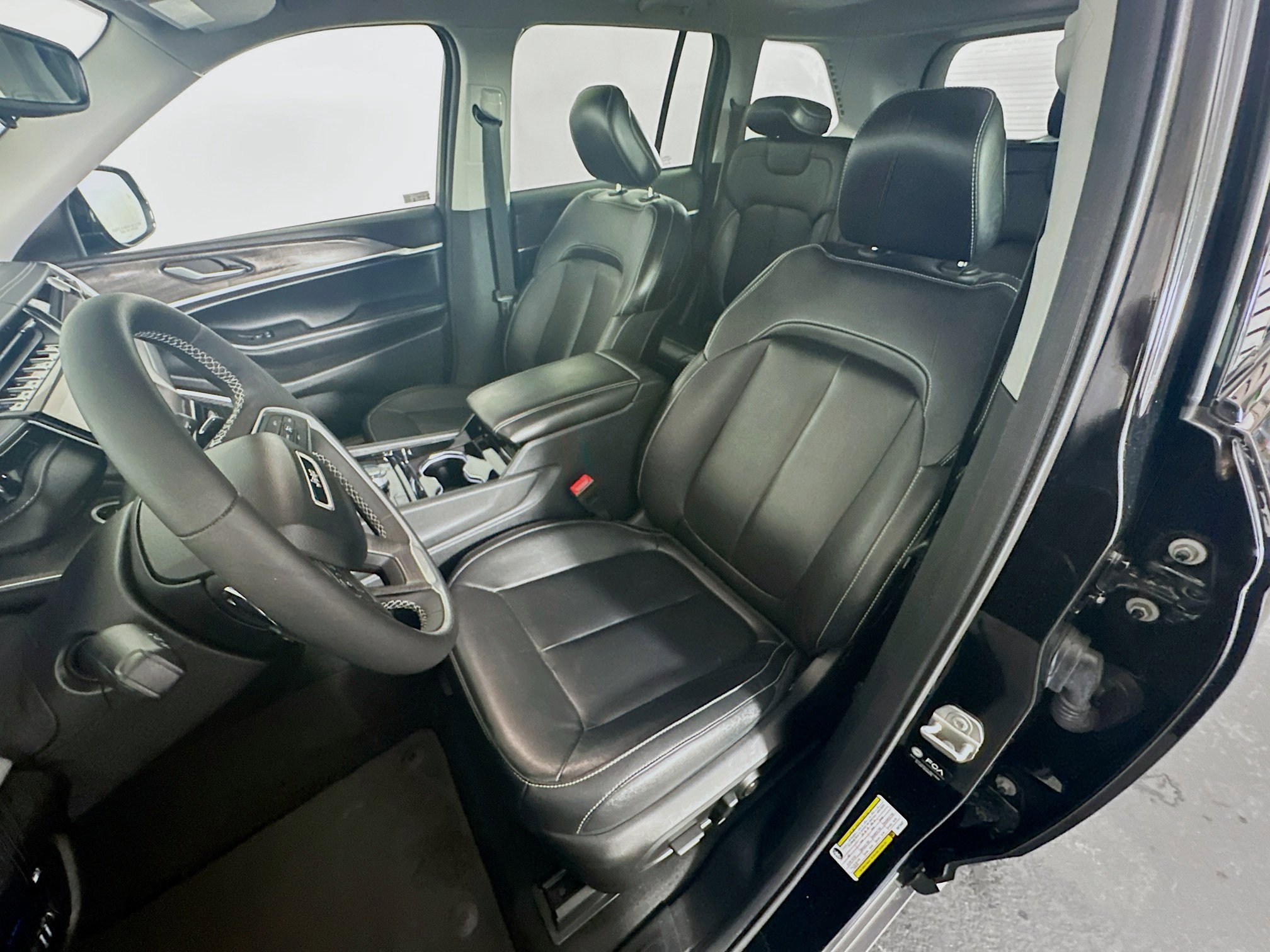 Used 2022 Jeep Grand Cherokee Limited 4xe AWD/4WD image 13