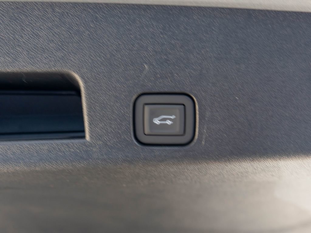 New 2026 GMC Acadia AT4 w/ Luxury Package AWD/4WD image 34