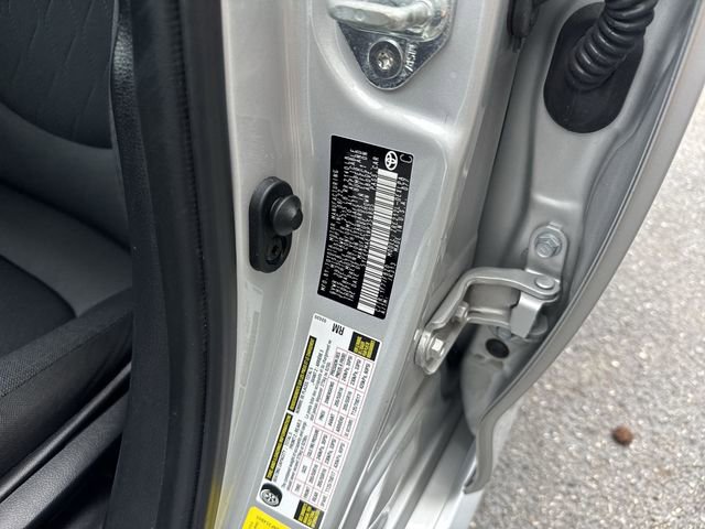 Used 2022 Toyota Corolla LE FWD image 34
