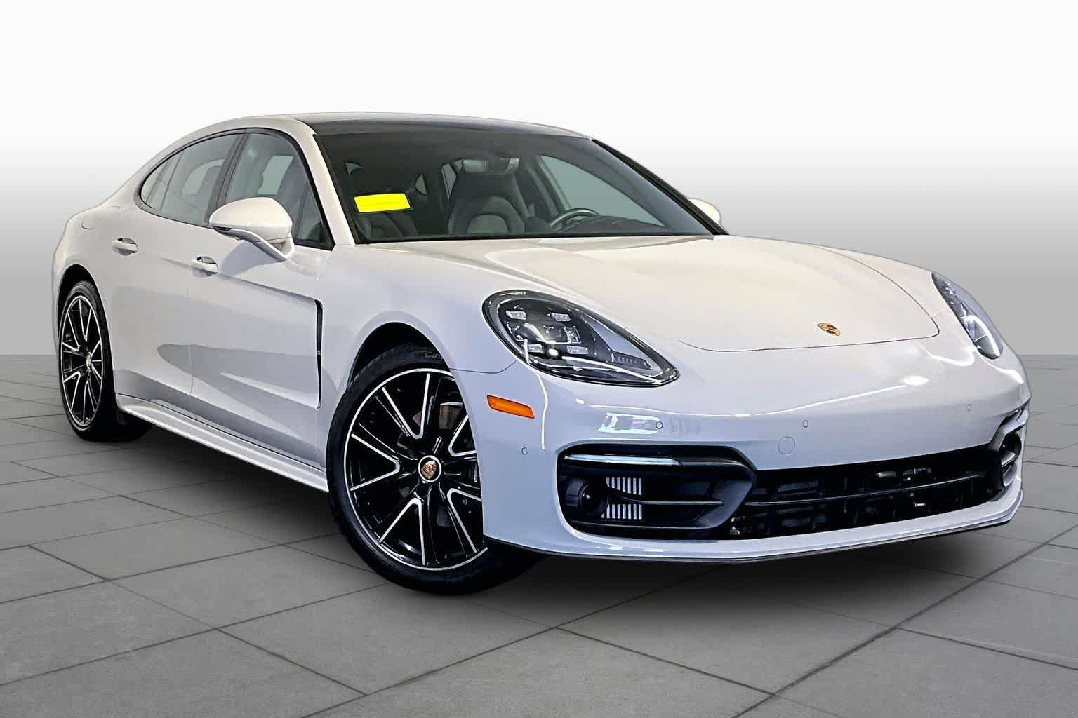 Used 2023 Porsche Panamera 4 Platinum Edition AWD/4WD image 3