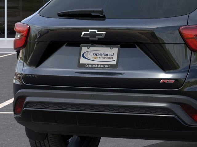 New 2026 Chevrolet Trax RS w/ Sunroof Package FWD image 15