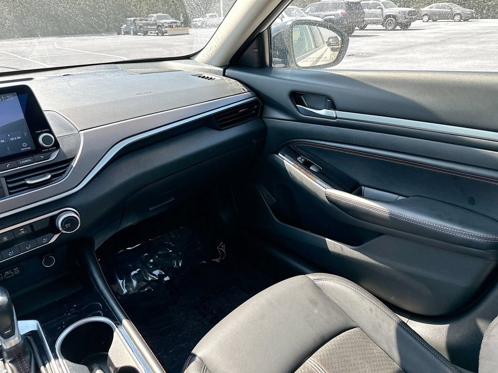 Used 2023 Nissan Altima 2.5 SR FWD image 28