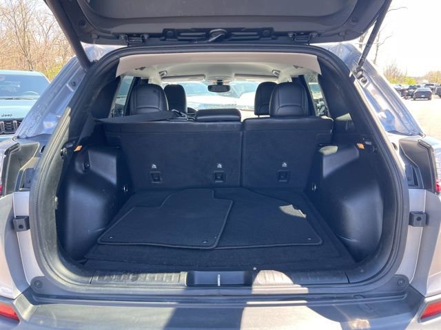 Used 2021 Jeep Cherokee Latitude Lux w/ Comfort/Convenience Group AWD/4WD image 23