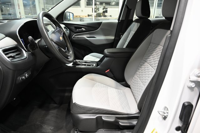 Used 2018 Chevrolet Equinox LS image 9