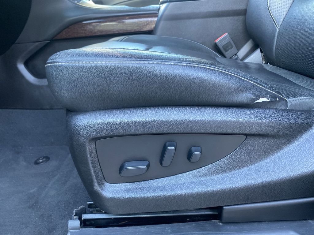 Used 2019 GMC Yukon XL SLT w/ Open Road Package image 14