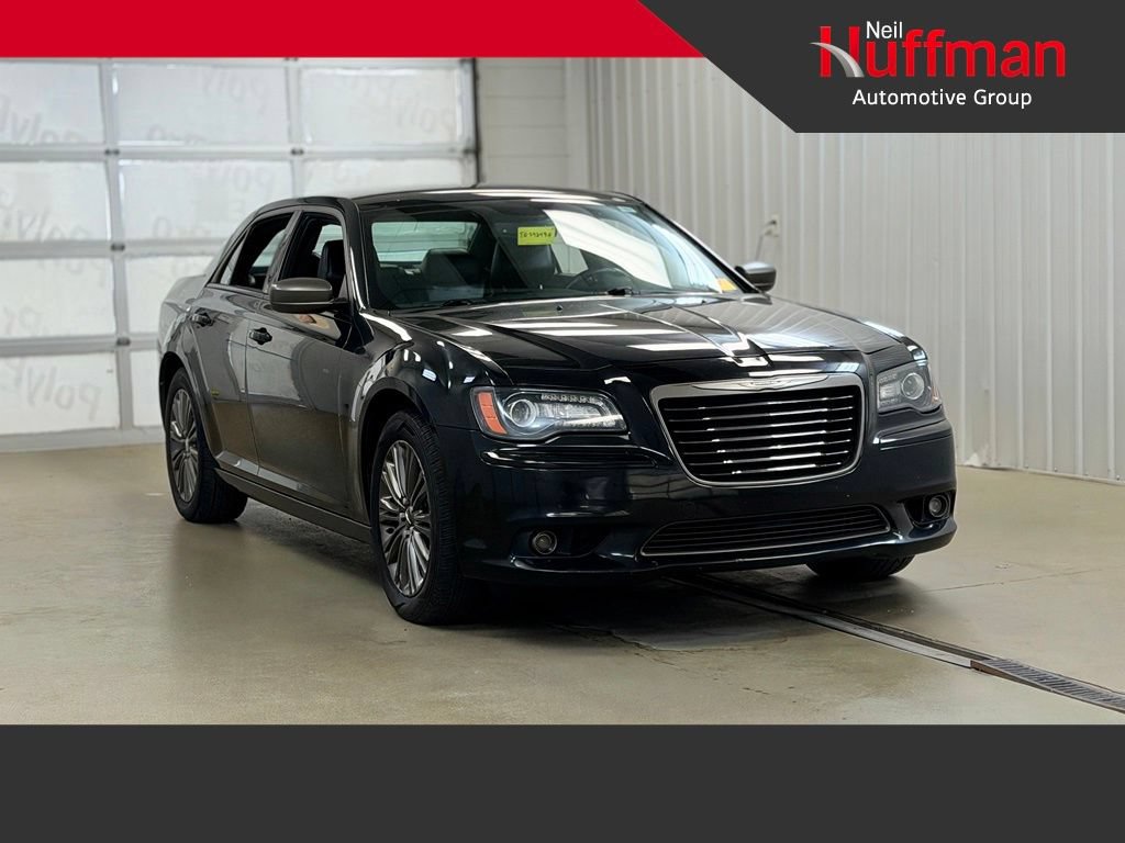 Used 2014 Chrysler 300 C AWD/4WD video 1