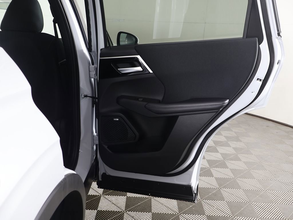 New 2026 Mitsubishi Outlander ES FWD image 23