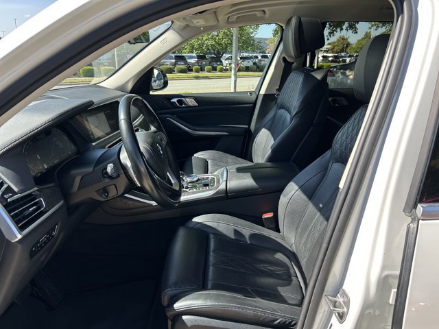 Used 2022 BMW X7 xDrive40i w/ Executive Package AWD/4WD image 17