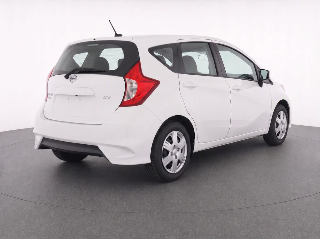 Used 2017 Nissan Versa Note SV FWD image 4