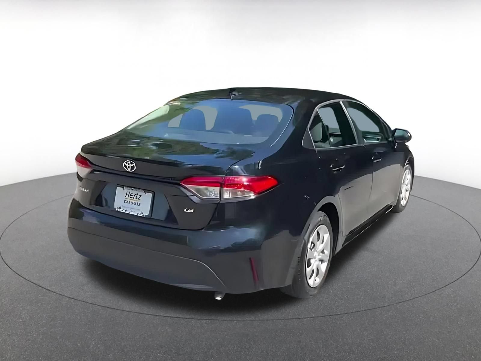 Used 2025 Toyota Corolla LE FWD image 15