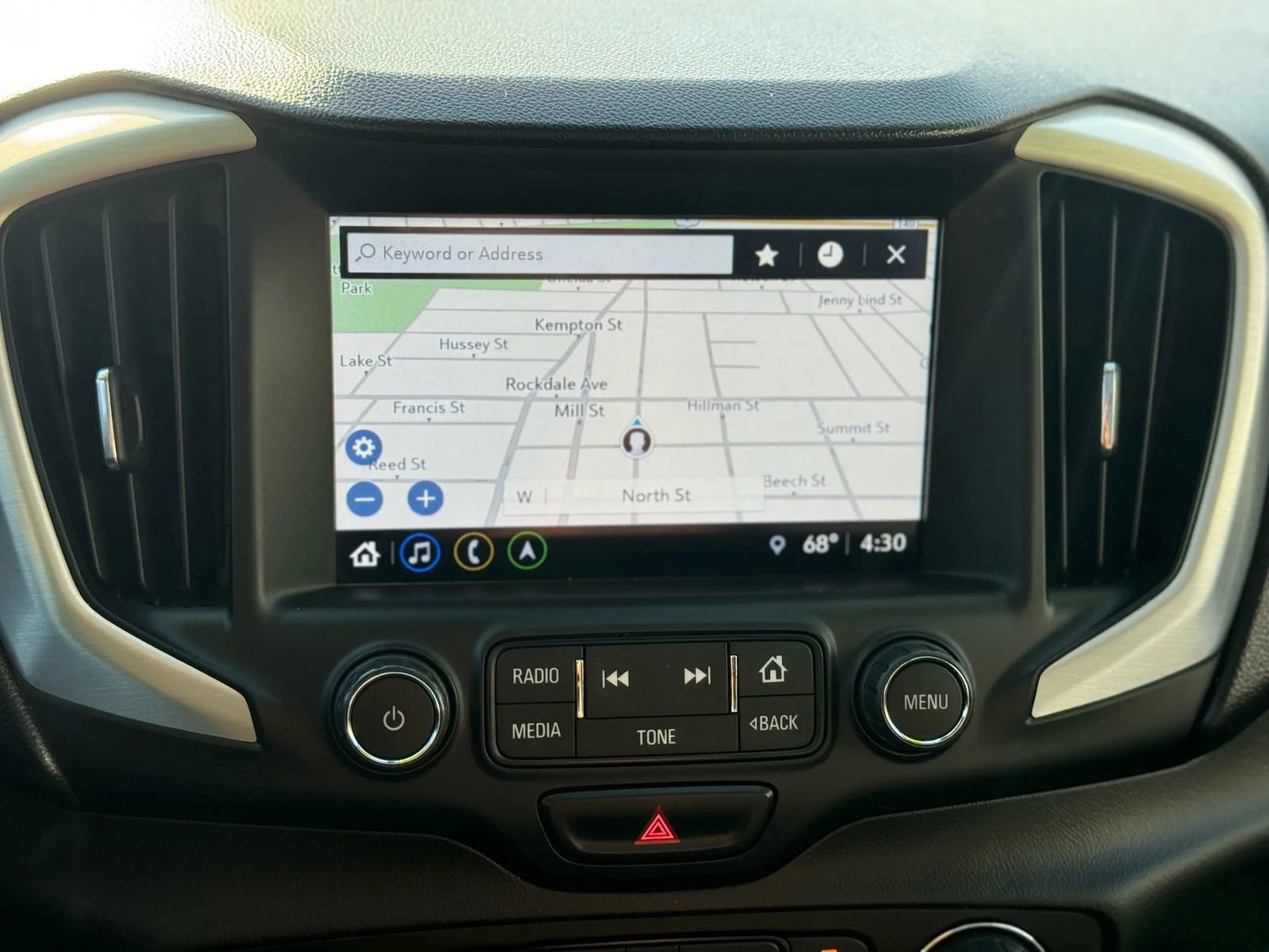 Used 2018 GMC Terrain SLE w/ Driver Convenience Package image 25