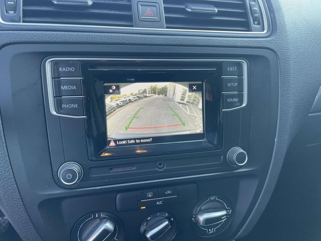 Used 2017 Volkswagen Jetta S FWD image 28