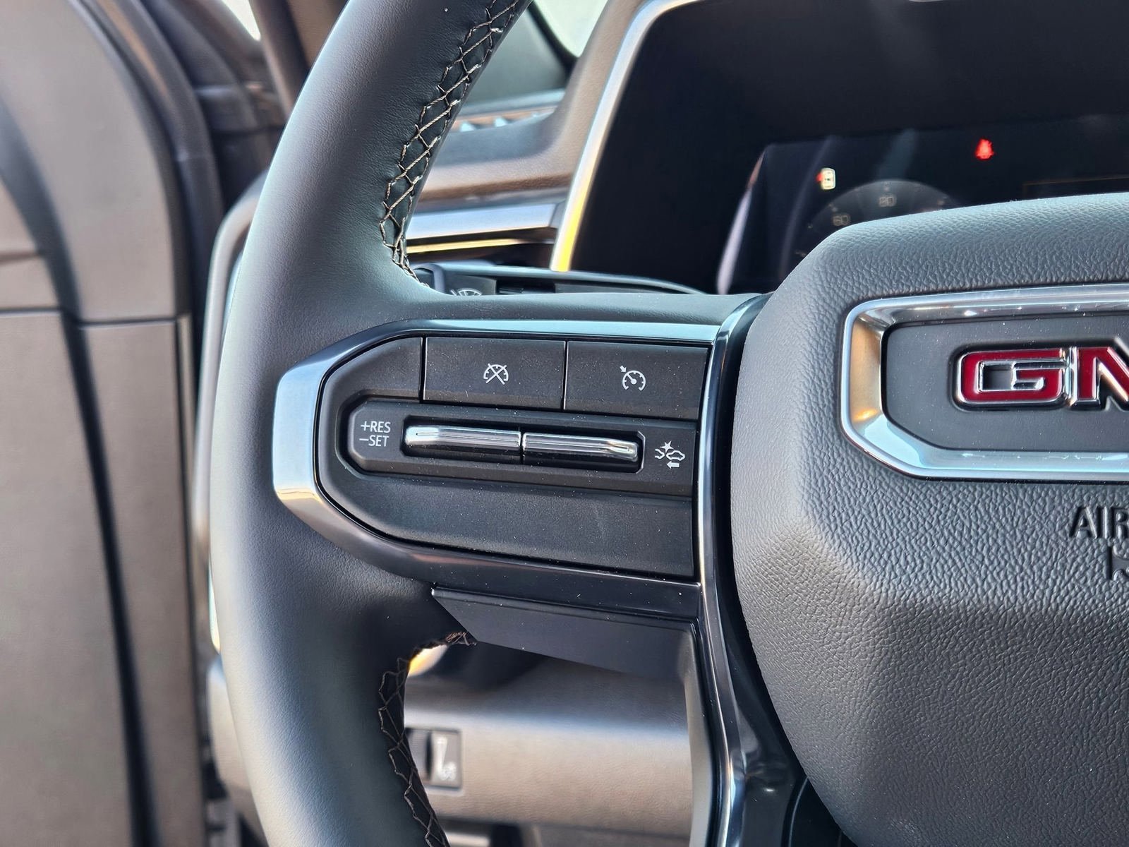 New 2026 GMC Canyon AT4 AWD/4WD image 12