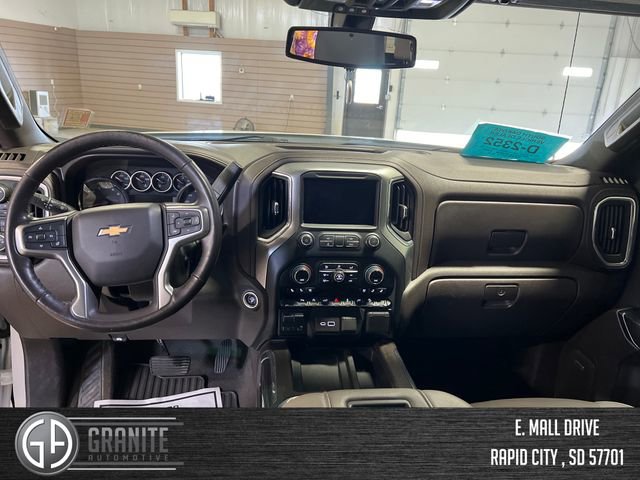 Used 2020 Chevrolet Silverado 1500 LTZ w/ LTZ Plus Package AWD/4WD image 12