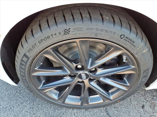 New 2026 Cadillac CT5 V w/ Technology Package AWD/4WD image 12